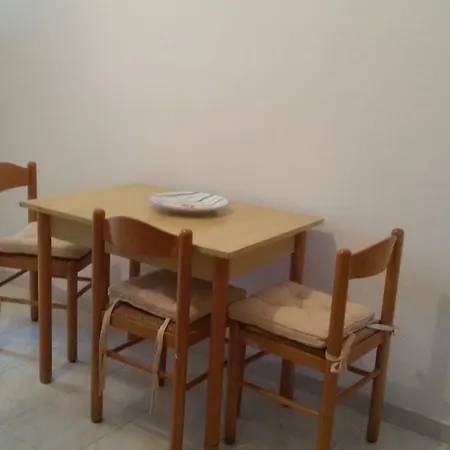 Bilocale Il Geraneo Holiday home *