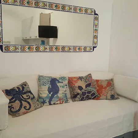 Holiday home Bilocale Il Geraneo *