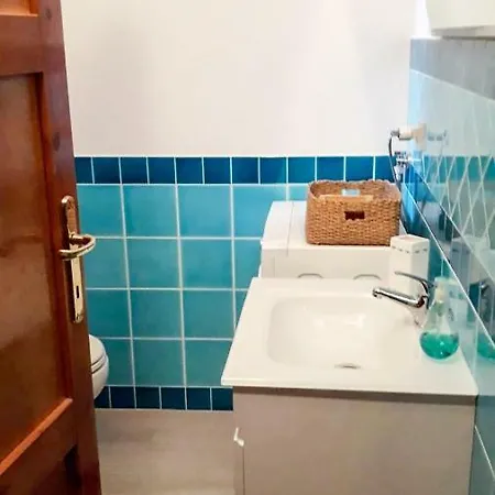Bilocale Il Geraneo Holiday home *